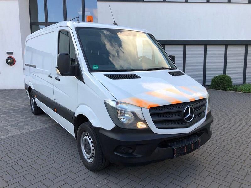 Weiß Gebraucht 2015 Mercedes Sprinter Van | 7.999 € - Bild 1/4