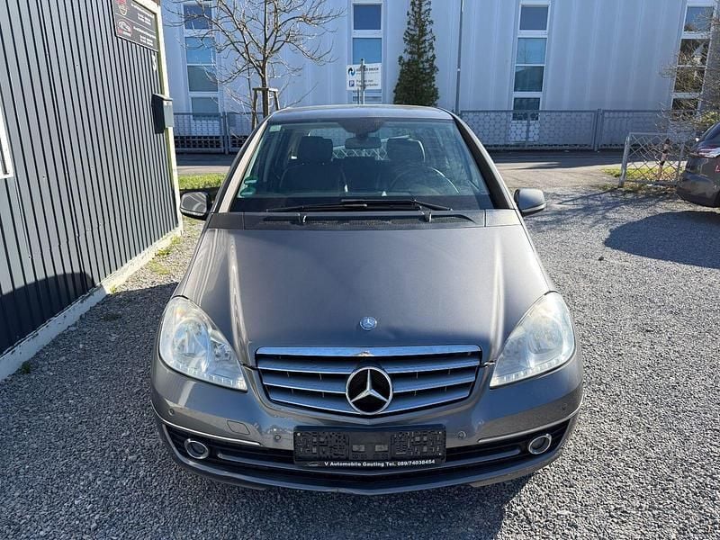 Gebraucht Mercedes A160 95 PS (69 kW) 2009 Grau Kleinwagen