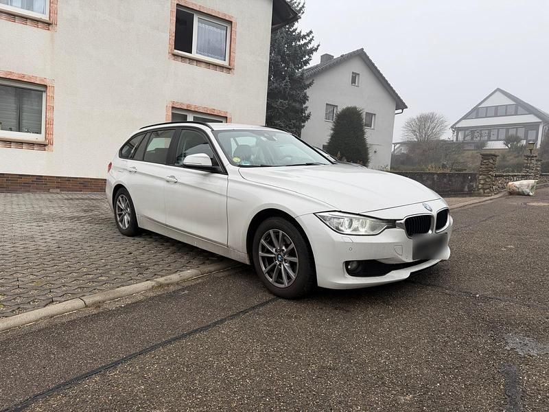 Usata BMW 320 183 CV (134 kW) 2014 Bianco Station wagon