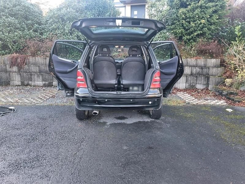 Gebraucht Mercedes A190 125 PS (91 kW) 2002 Schwarz Kleinwagen