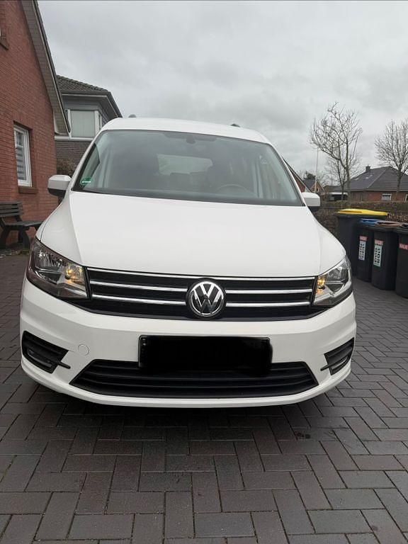 Gebraucht VW Caddy Family 102 PS (75 kW) 2017 Weiß Van / Kleinbus