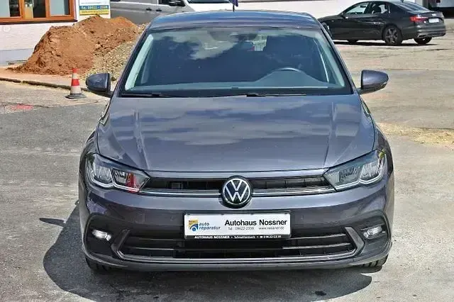 Gebraucht VW Polo Life 220 PS (161 kW) 2022 Grau Kleinwagen