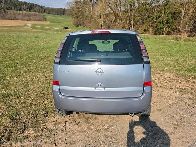Gebraucht Opel Meriva 101 PS (74 kW) 2005 Van / Kleinbus