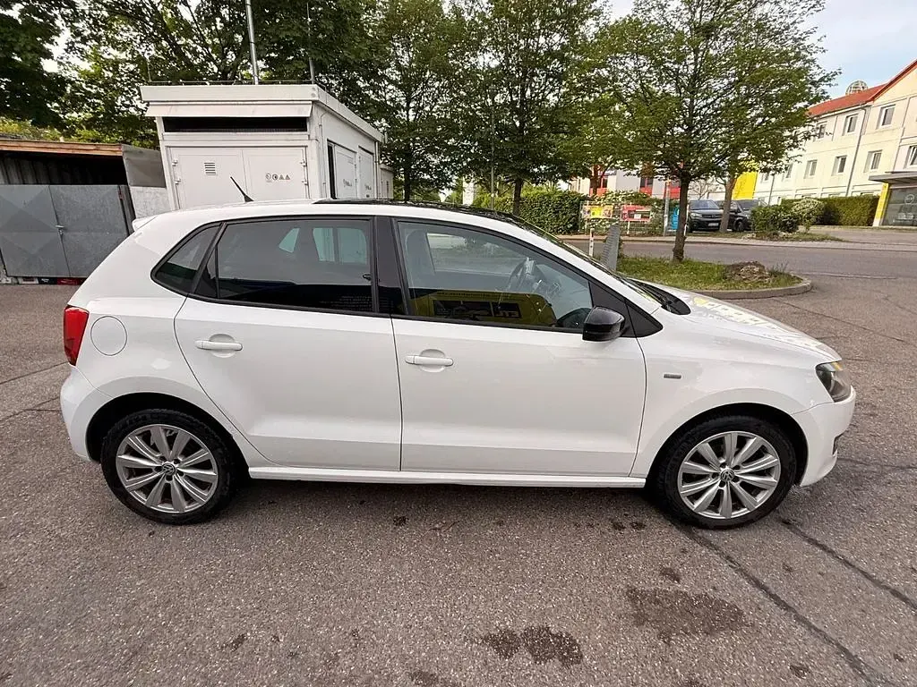 Gebraucht VW Polo Match 86 PS (63 kW) 2012 Weiß Kleinwagen