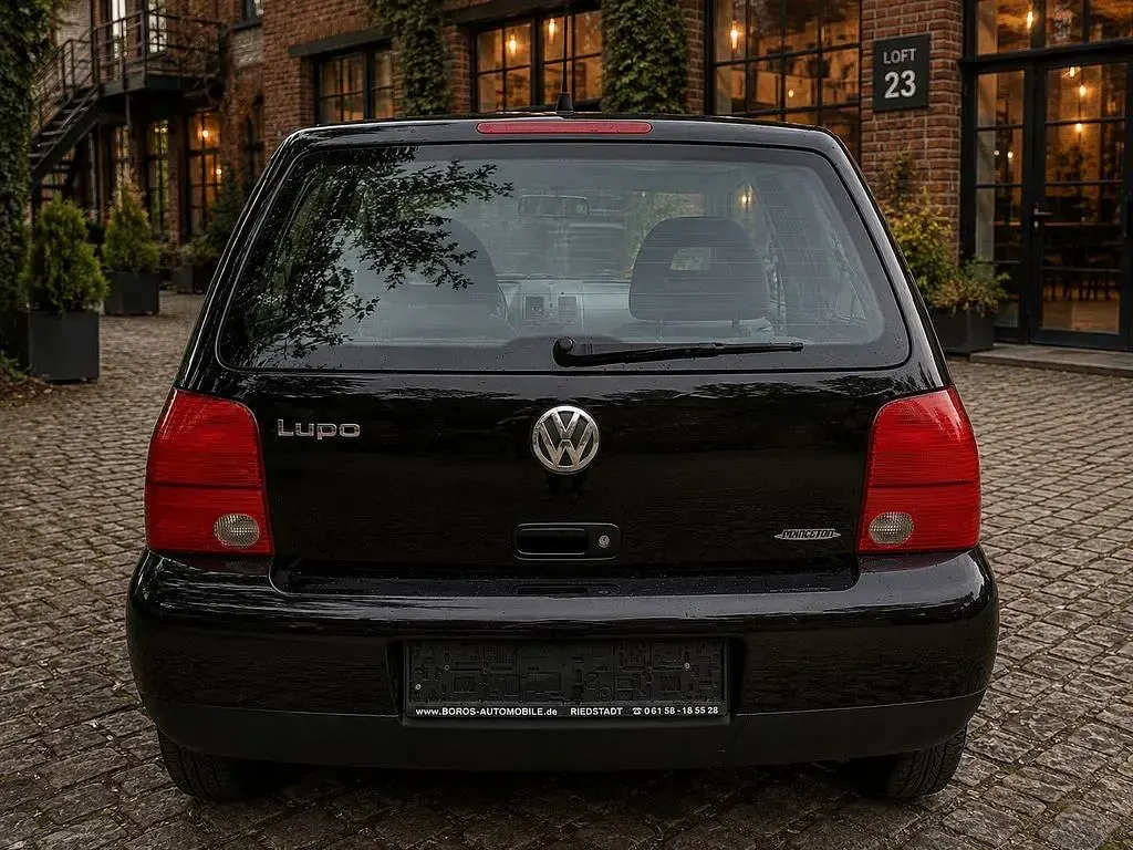 Używany VW Lupo 50 KM (36 kW) 2003 Czarny Hatchback