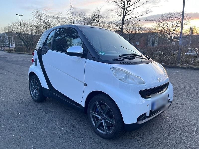 Gebraucht Smart ForTwo Coupé Pure 61 PS (44 kW) 2010 Weiß Coupé