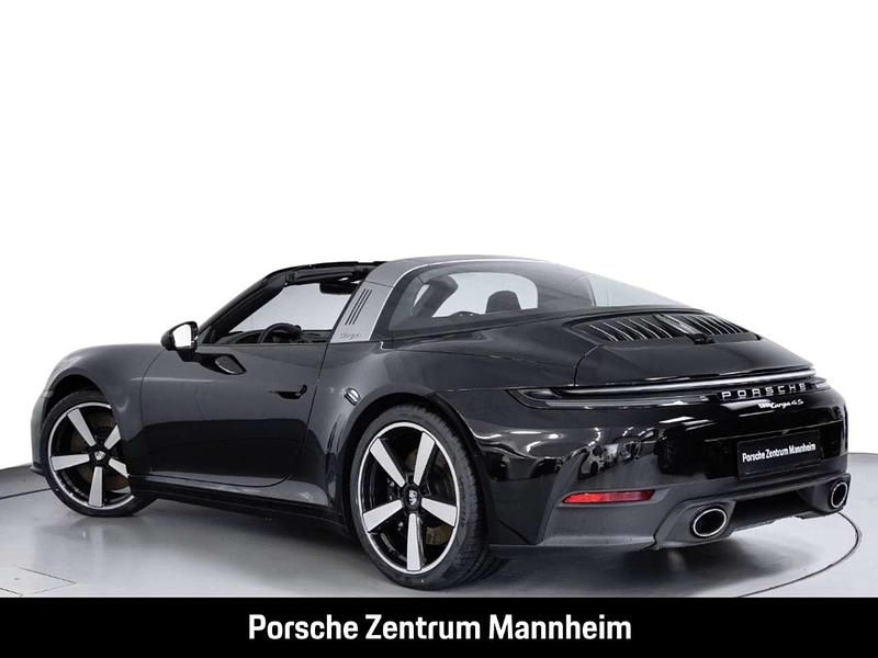 Neu Porsche 992 480 PS (353 kW) 2026 Schwarz Coupé