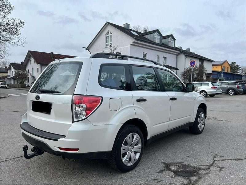 Gebraucht Subaru Forester 150 PS (110 kW) 2011 Weiß SUV