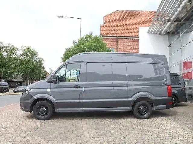 Neu VW Crafter 163 PS (119 kW) 2026 Pure grey Van
