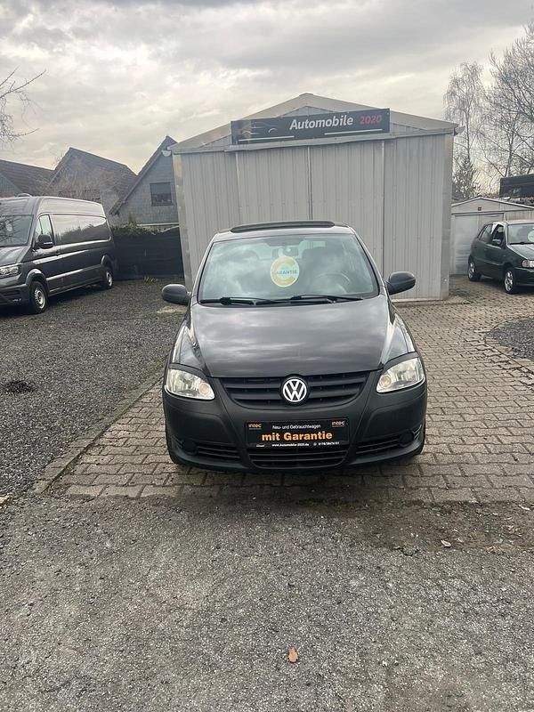 Gebraucht VW Fox 54 PS (39 kW) 2006 Schwarz Kleinwagen