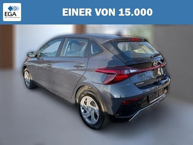 Gebraucht Hyundai i20 Essential 101 PS (74 kW) 2024 Metallic Kleinwagen