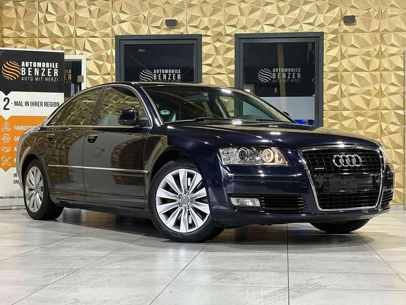 Gebraucht Audi A8 Ambiente 260 PS (191 kW) 2010 Blau Limousine