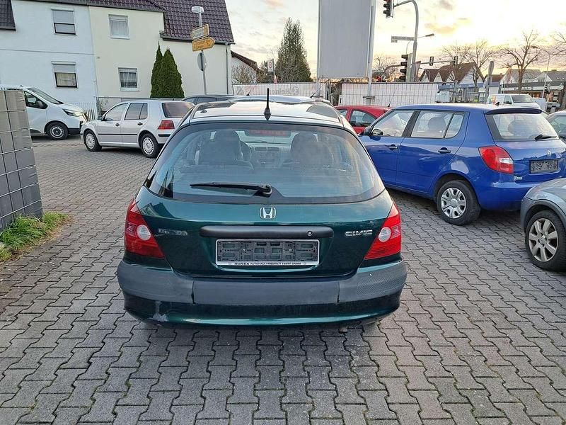 Gebraucht Honda Civic 90 PS (66 kW) 2002 Grün Limousine