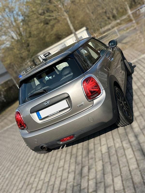 Gebraucht Mini ONE Chili 102 PS (75 kW) 2020 Silber Kleinwagen