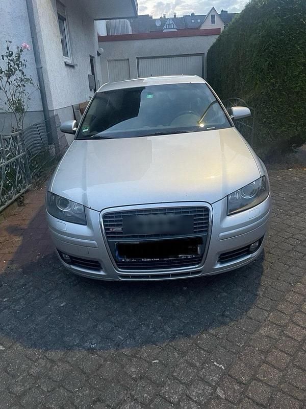 Silber Gebraucht 2007 Audi A3 Sportback S-Line Kleinwagen | 2.990 € (Guter Preis) - Bild 1/4