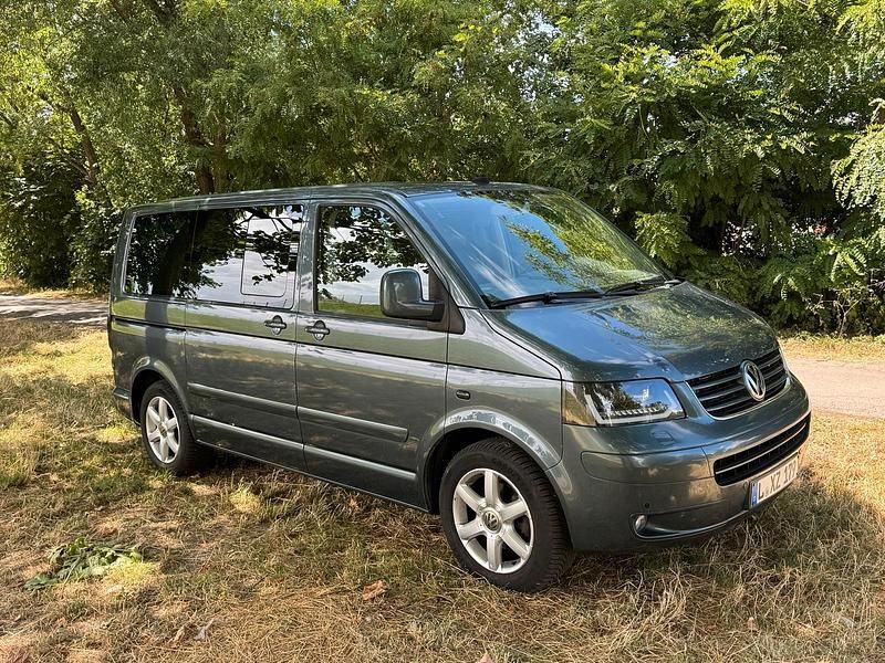Grau Gebraucht 2007 VW T5 Van | 14.000 € (Teuer) - Bild 1/4