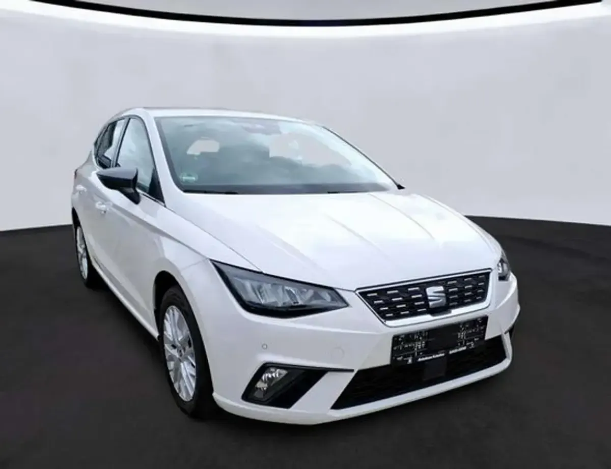 Gebraucht Seat Ibiza XCELLENCE 110 PS (80 kW) 2022 "candy" weiss Kleinwagen