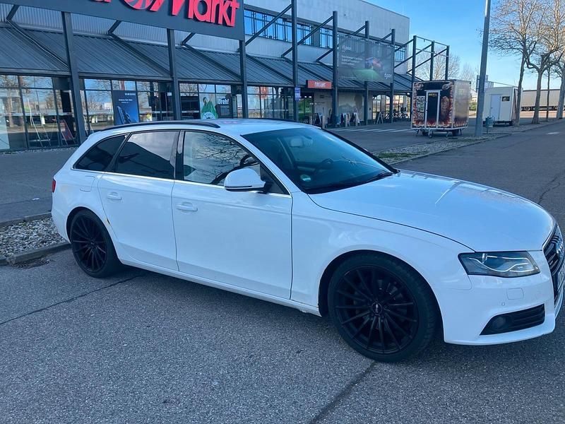 Gebraucht Audi A4 Ambition 238 PS (175 kW) 2009 Weiß Kombi