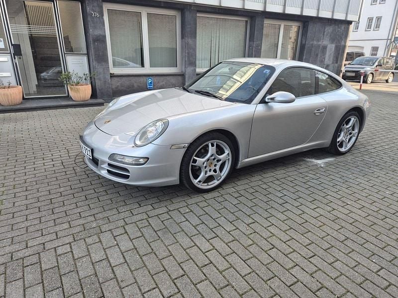 Usata Porsche 911 Carrera 325 CV (239 kW) 2005 Argento Coupé
