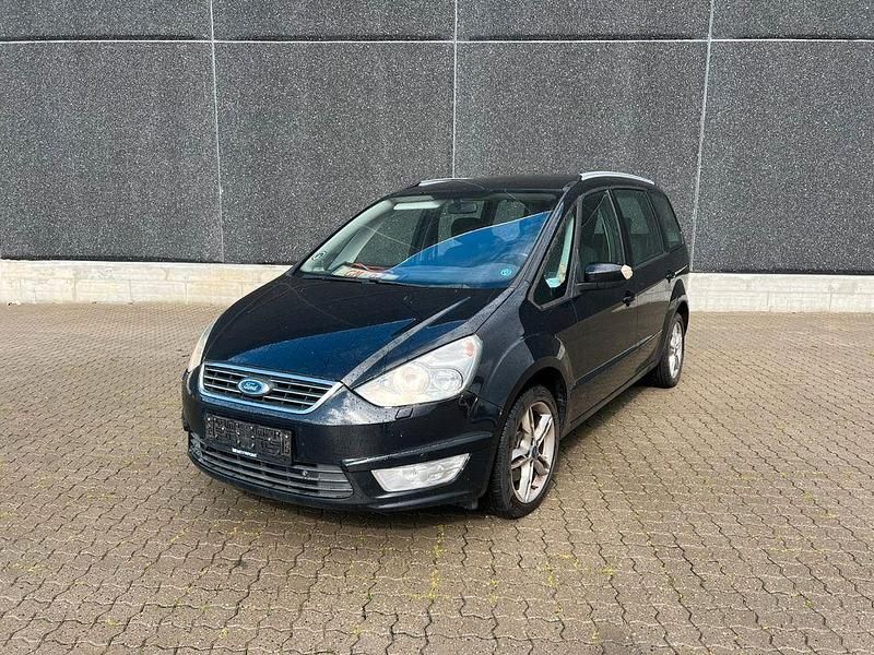 Schwarz Gebraucht 2014 Ford Galaxy Titanium Van / Kleinbus | 5.900 € (Superpreis) - Bild 1/4