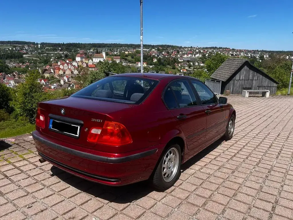 Gebraucht BMW 316 105 PS (77 kW) 2000 Rot Limousine