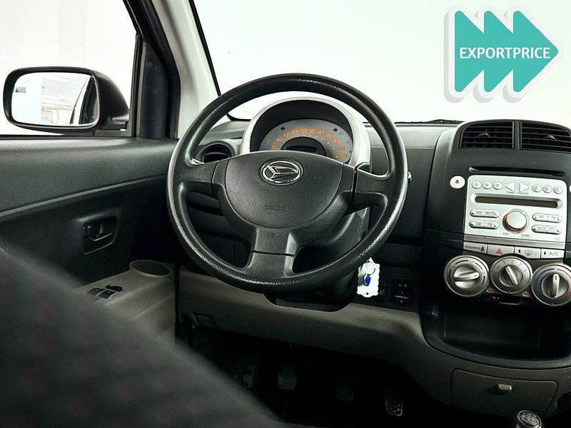 Gebraucht Daihatsu Sirion 69 PS (50 kW) 2006 Schwarz Kleinwagen