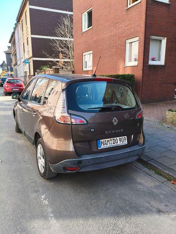 Gebraucht Renault Scénic III 110 PS (80 kW) 2013 Braun Van / Kleinbus