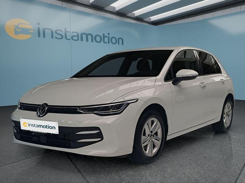 Weiß Gebraucht 2024 VW Golf VIII Kleinwagen | 23.899 € (Guter Preis) - Bild 1/4
