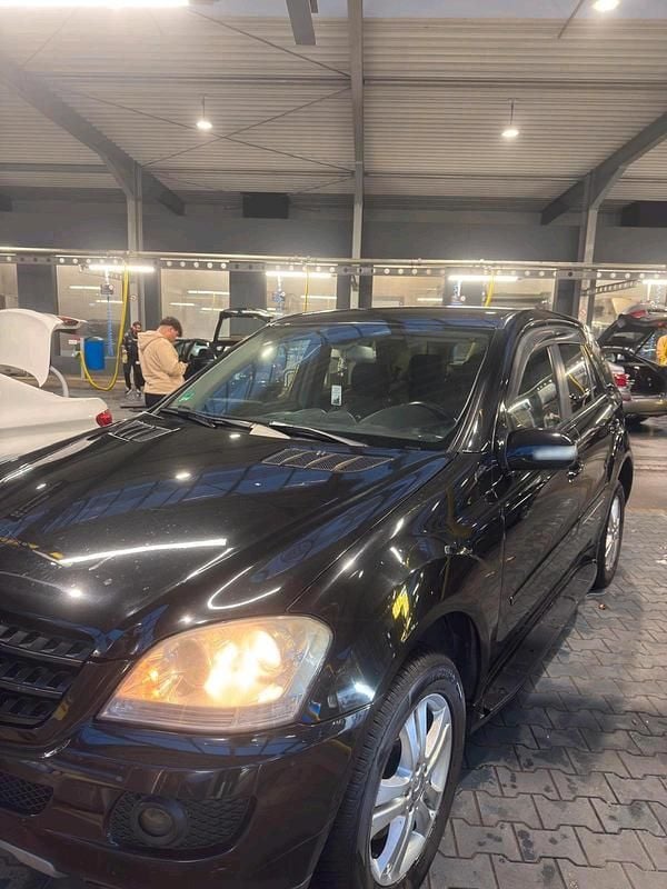 Usata Mercedes ML320 2008 Nero SUV