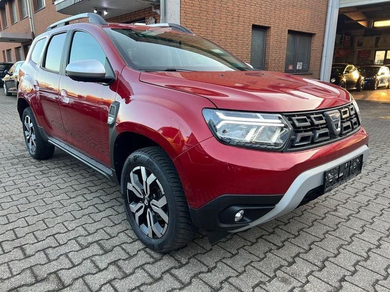 Gebraucht Dacia Duster Prestige 131 PS (96 kW) 2022 Rot SUV