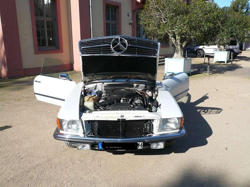 Gebraucht Mercedes SLC450 225 PS (165 kW) 1973 Weiß Coupé