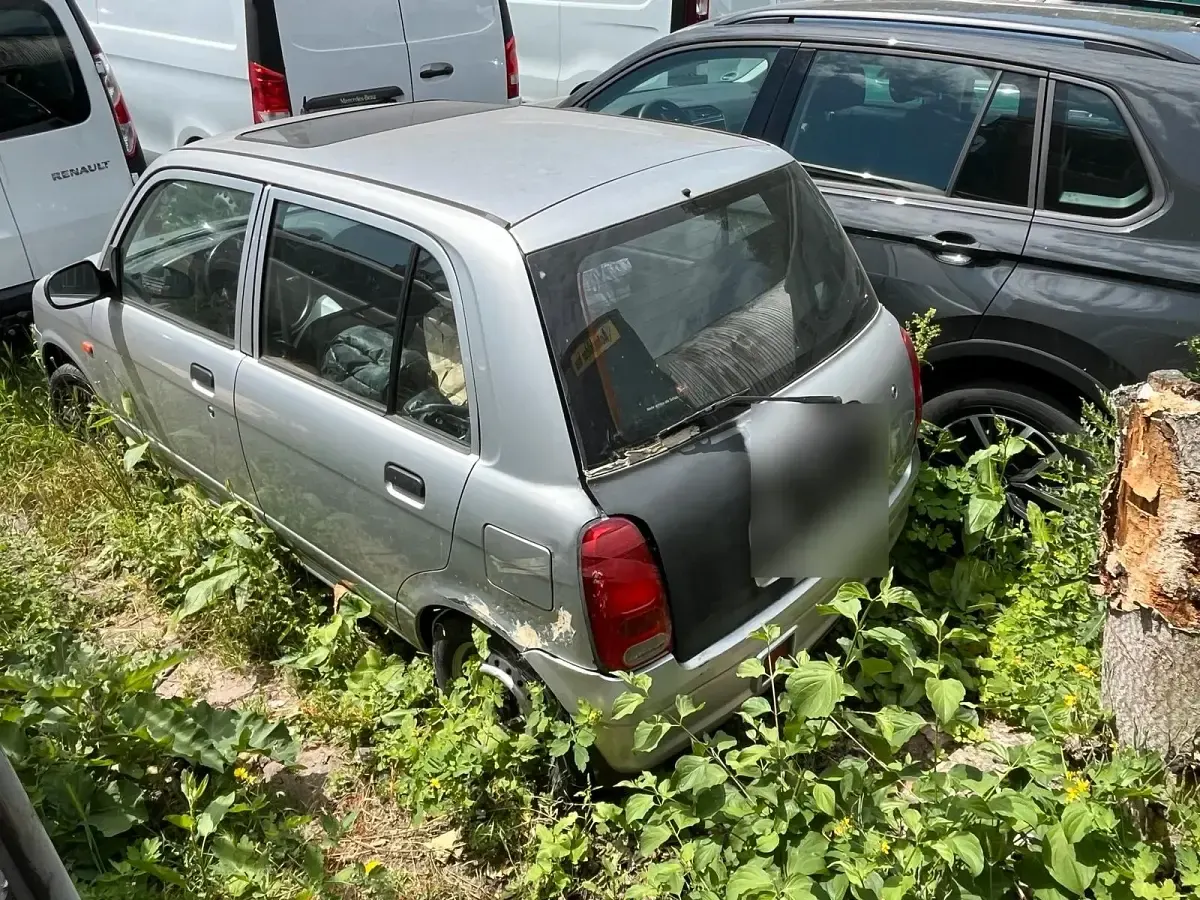 Gebraucht Daihatsu Sirion 56 PS (41 kW) 2001 Silber Kleinwagen