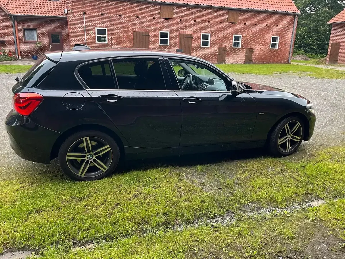 Gebraucht BMW 120 190 PS (139 kW) 2016 Schwarz Kleinwagen