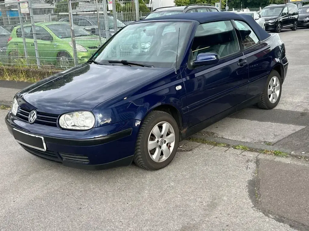 Gebraucht VW Golf 116 PS (85 kW) 2001 Blau Cabrio
