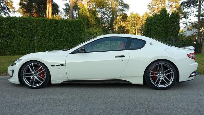 Gebraucht Maserati Granturismo 460 PS (338 kW) 2016 Weiß Coupé