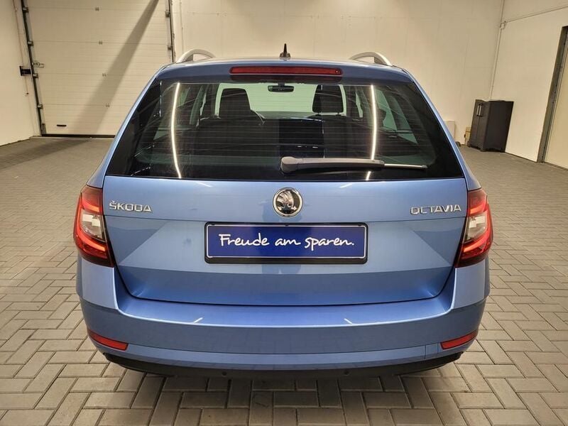 Gebraucht Skoda Octavia Style 190 PS (139 kW) 2019 Blau (denimblaumet.) Kombi
