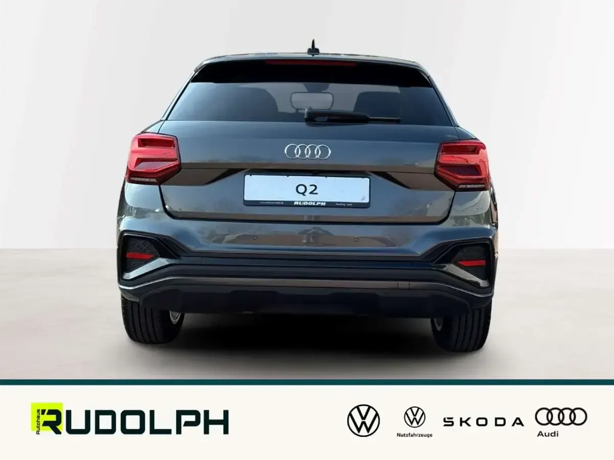 Neu Audi Q2 S-Line 150 PS (110 kW) 2026 Grau SUV