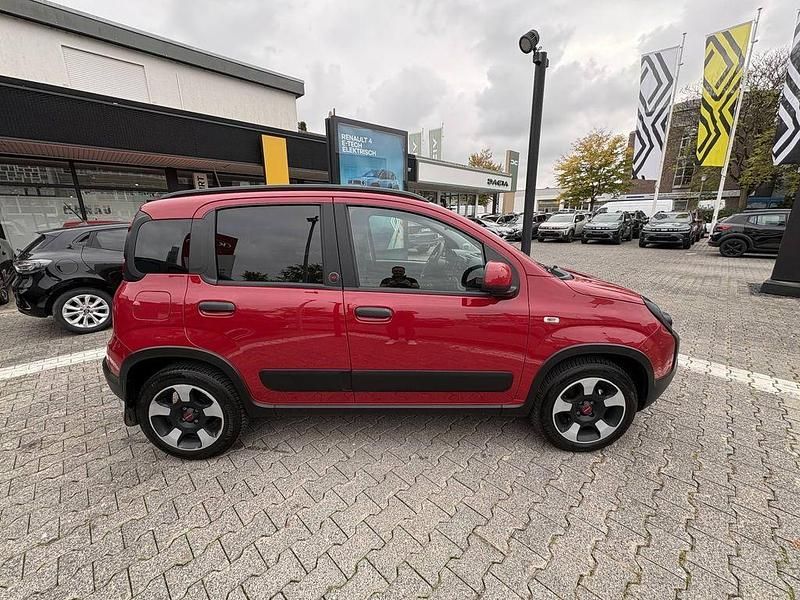 Gebraucht Fiat Panda Red 69 PS (50 kW) 2024 Rot Kleinwagen