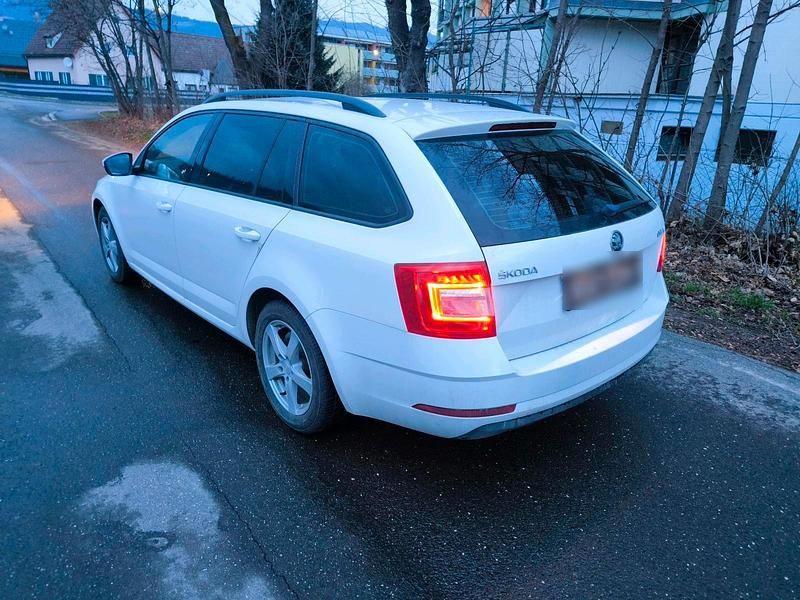 Gebraucht Skoda Octavia 105 PS (77 kW) 2018 Kombi