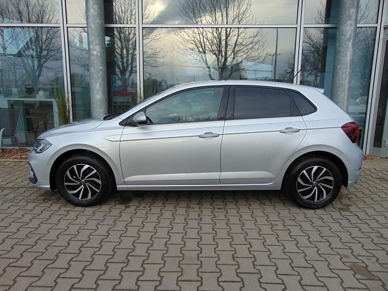 Gebraucht VW Polo Life 95 PS (69 kW) 2023 Silber Kleinwagen