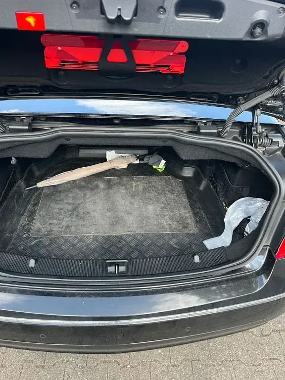 Gebraucht Mercedes 200 188 PS (138 kW) 2011 Schwarz Cabrio