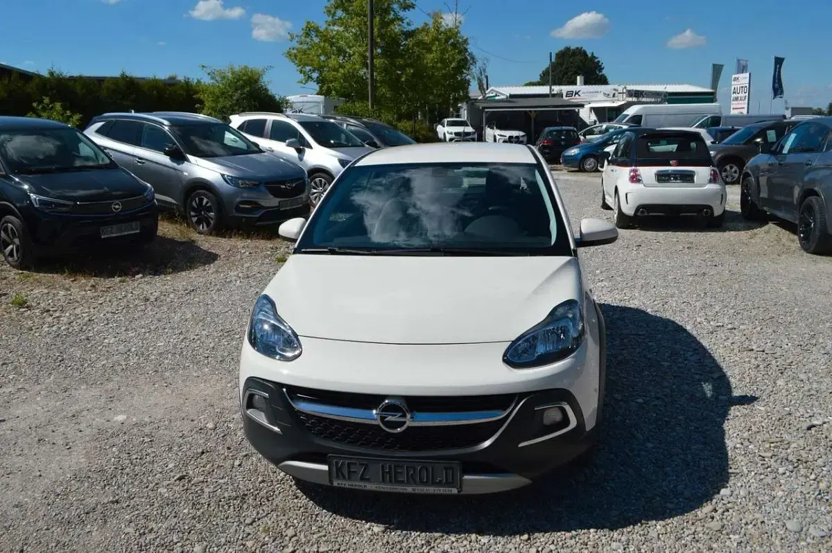 Gebraucht Opel Adam Rocks Rocks 87 PS (63 kW) 2018 Cremeweiss 9001 Kleinwagen