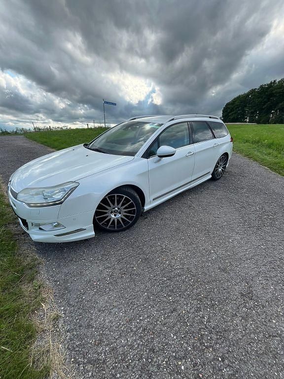 Weiß Gebraucht 2011 Citroën C5 Kombi | 4.990 € (Fairer Preis) - Bild 1/4
