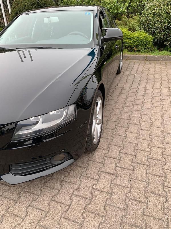 Używany Audi A4 160 KM (117 kW) 2008 Czarny Sedan/Limuzyna
