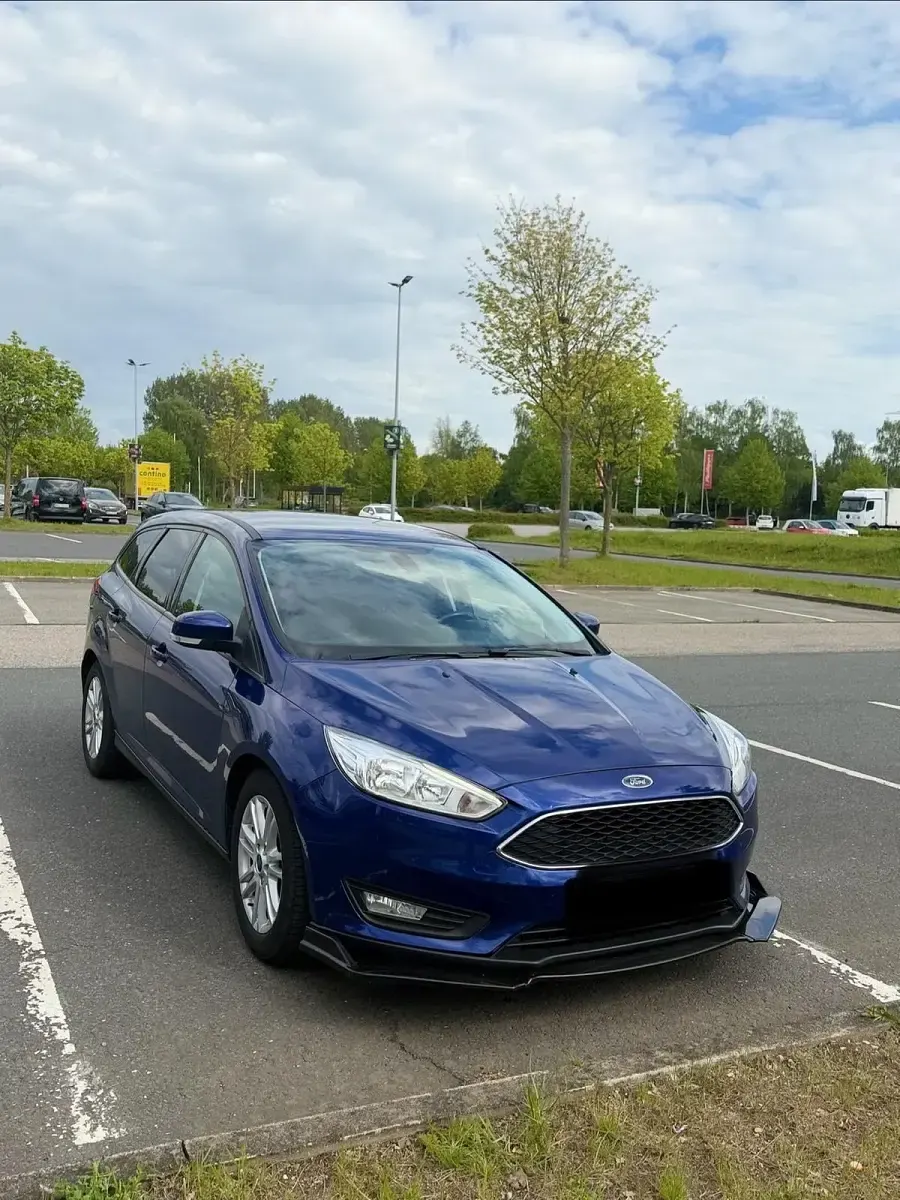 Gebraucht Ford Focus 125 PS (91 kW) 2015 Blau Kombi