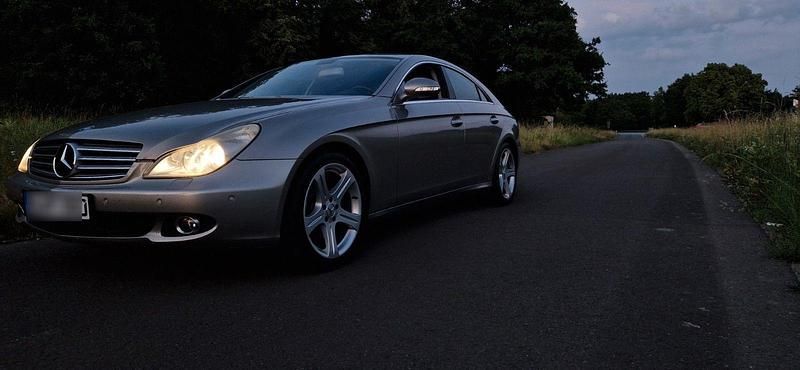 Beige Gebraucht 2004 Mercedes CLS350 Coupé | 9.000 € (Etwas zu teuer) - Bild 1/4