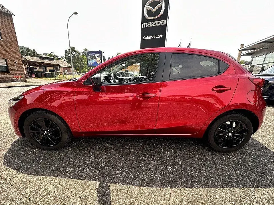 Gebraucht Mazda 2 90 PS (66 kW) 2024 Rot Kleinwagen