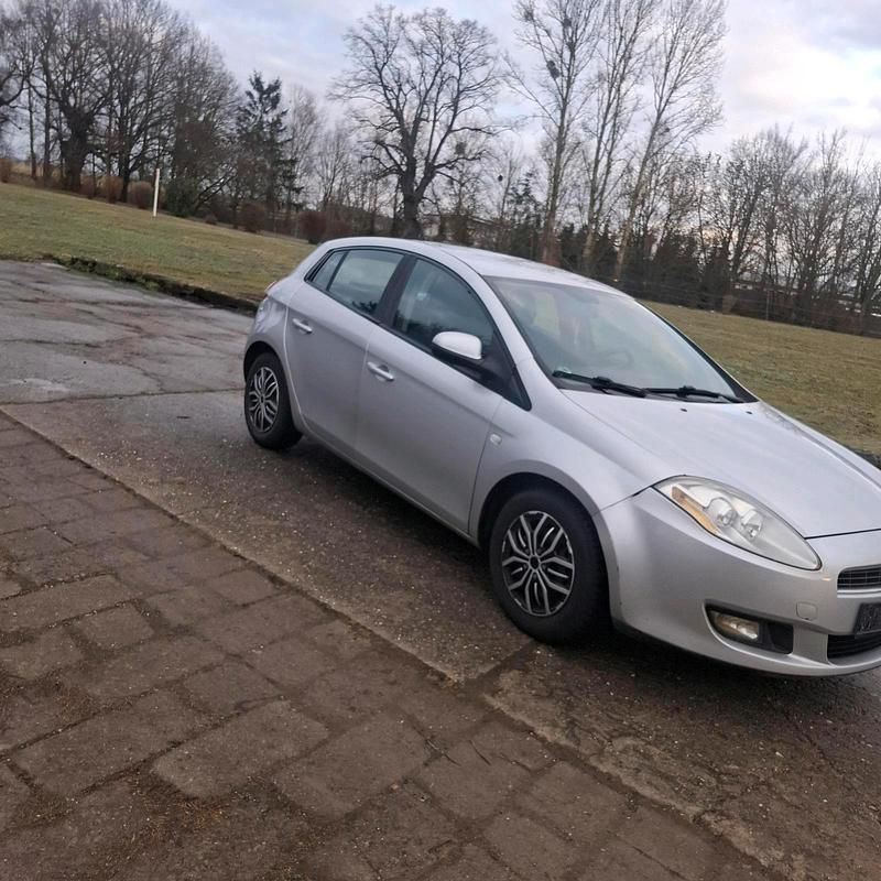 Gebraucht Fiat Bravo 90 PS (66 kW) 2007 Silber Kleinwagen