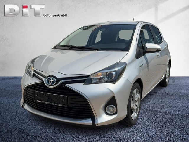 Silver metallic Gebraucht 2016 Toyota Yaris Hybrid Edition-S Kleinwagen | 11.990 € (Fairer Preis) - Bild 1/4