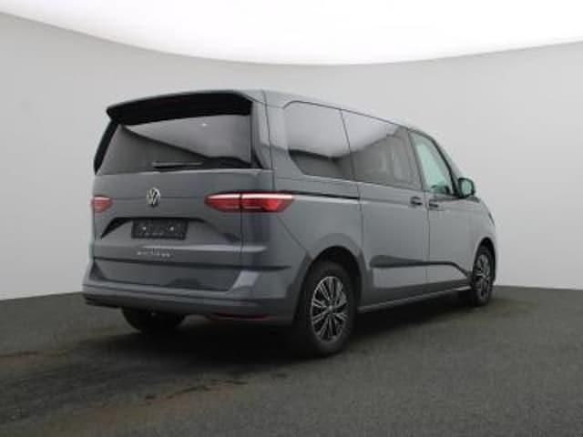 Gebraucht VW Multivan Basis 150 PS (110 kW) 2024 Grau Van